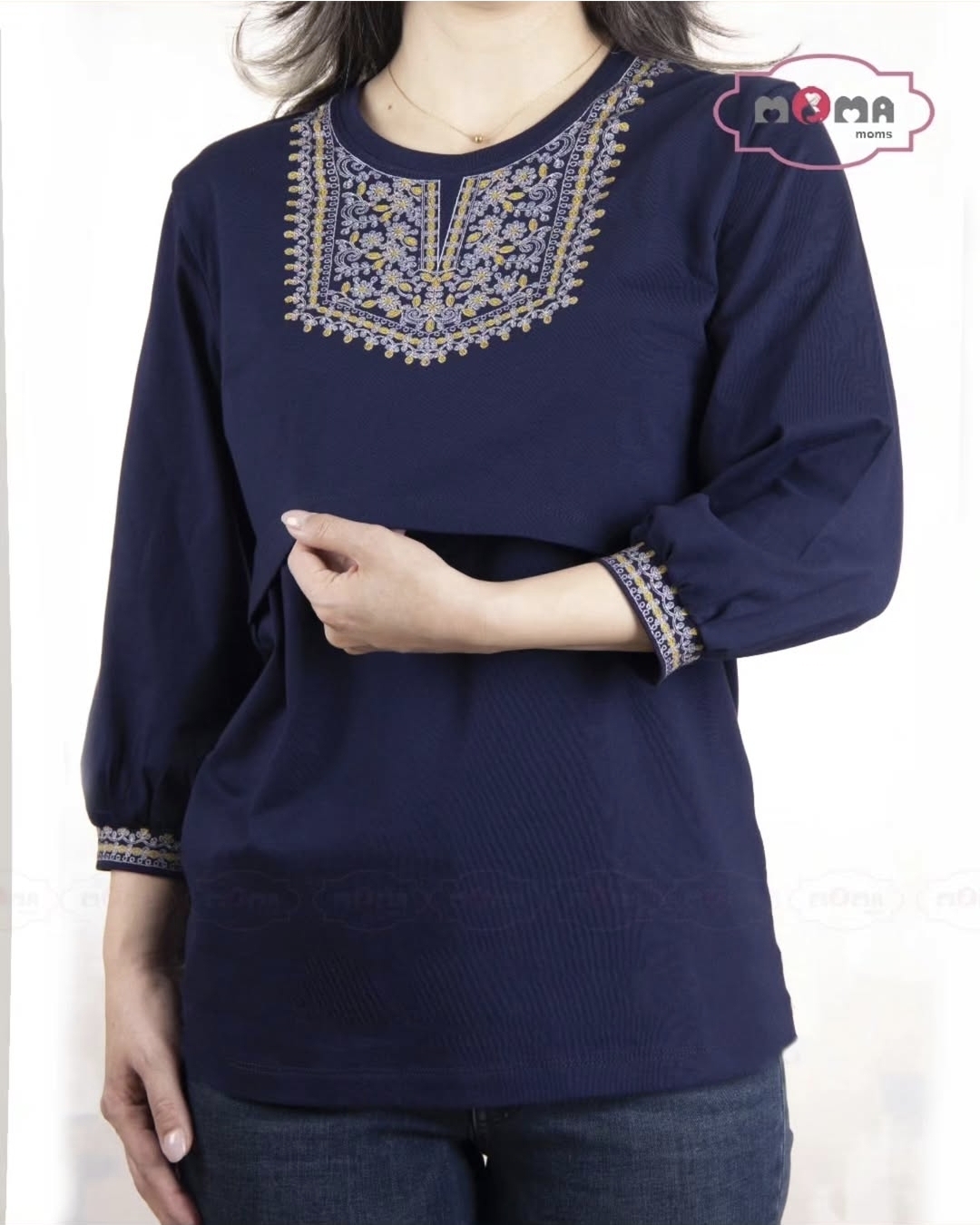 بلوز شیردهی طرح یقه و آستین سنتی دیبا